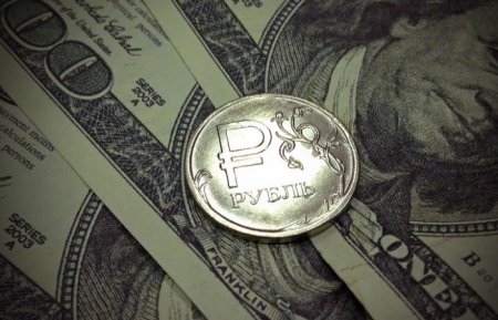 Курс рубля в 2017 году: Максим Орешкин прогнозирует рост курса доллара до 62 рублей